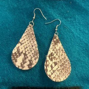 These are leather made from snakeskin teardrop cutout earrings